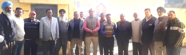 You are currently viewing ਸੂਬਾ ਪੱਧਰੀ ਧਰਨੇ ‘ਚ ਸ਼ਾਮਲ ਹੋਣ ਲਈ ਮੁਹਾਲੀ ਰਵਾਨਾ ਹੋਇਆ ਪੰਚਾਇਤ ਸੰਮਤੀ ਕਰਮਚਾਰੀ ਯੂਨੀਅਨ ਦਾ ਜੱਥਾ