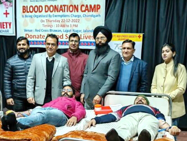 You are currently viewing आयकर विभाग जालंधर ने लगाया आजादी के अमृत महोत्सव को समर्पित रक्तदान शिविर
