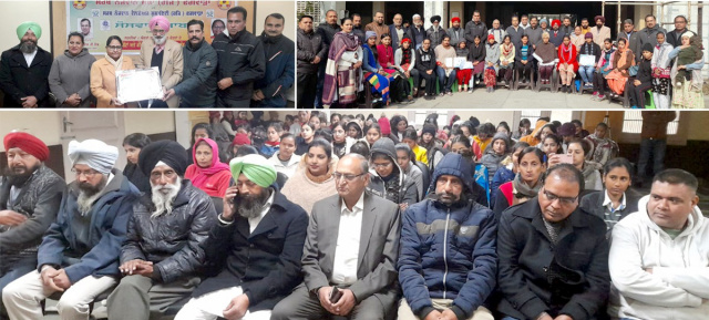 Read more about the article सर्व नौजवान सभा ने कोर्स पूरा करने वाली 54 छात्राओं को बांटे प्रमाण पत्र