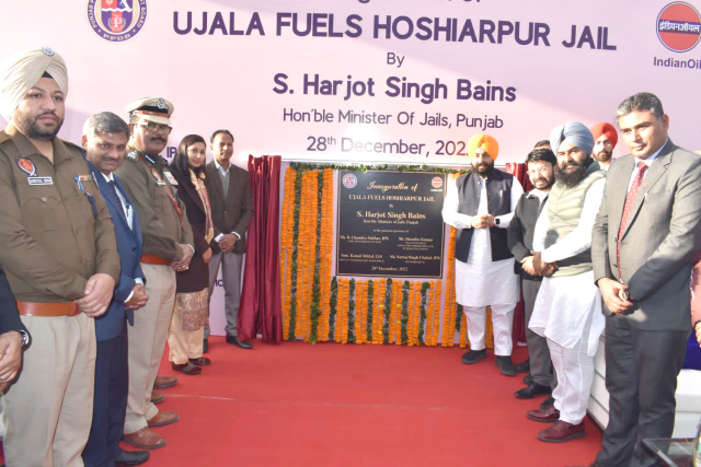 You are currently viewing जेलों में बंद अंडर ट्रायल व्यक्तियों के काम करने संबंधी जल्द बनेगी पालिसी: हरजोत सिंह बैंस