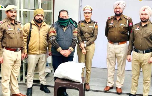 You are currently viewing 25 ਗੱਟੂ ਚਾਇਨਾ ਡੋਰ ਸਮੇਤ ਇੱਕ ਵਿਅਕਤੀ ਪੁਲਿਸ ਅੜਿੱਕੇ