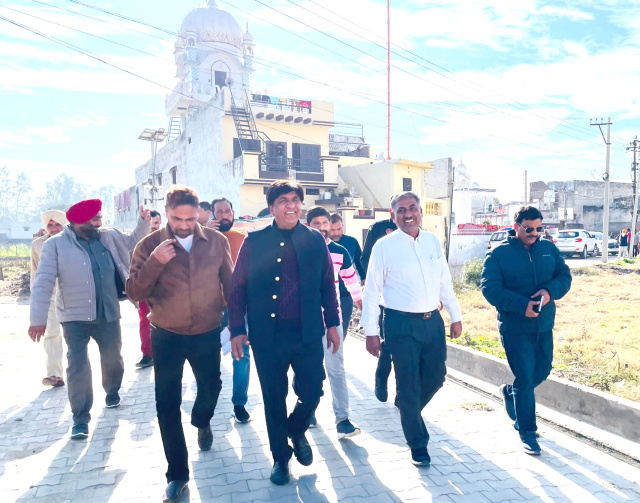 You are currently viewing ਪੇਂਡੂ ਵਿਕਾਸ ਪੰਜਾਬ ਸਰਕਾਰ ਦੀ ਮੁੱਖ ਤਰਜੀਹ : ਬ੍ਰਮ ਸ਼ੰਕਰ ਜ਼ਿੰਪਾ