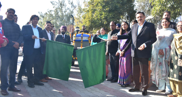 You are currently viewing ਸਭਨਾਂ ਦੇ ਸਹਿਯੋਗ ਨਾਲ ਹੁਸ਼ਿਆਰਪੁਰ ਨੂੰ ਕੀਤਾ ਜਾਵੇਗਾ ਭਾਰਤ ਦੇ ਖੂਬਸੂਰਤ ਸ਼ਹਿਰਾਂ ਵਿਚ ਸ਼ੁਮਾਰ : ਬ੍ਰਮ ਸ਼ੰਕਰ ਜਿੰਪਾ