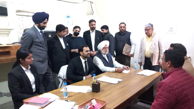 You are currently viewing ਨੈਸ਼ਨਲ ਲੋਕ ਅਦਾਲਤ ਵਿੱਚ 4886 ਕੇਸਾਂ ਦਾ ਮੌਕੇ ‘ਤੇ ਨਿਪਟਾਰਾ