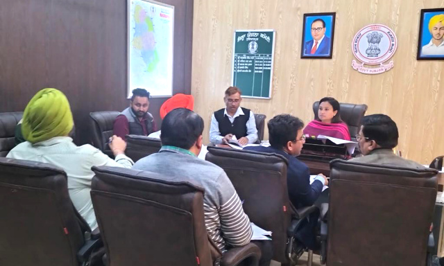 You are currently viewing ਜ਼ਿਲ੍ਹੇ ਵਿੱਚ ਵਿਕਾਸ ਕੰਮਾਂ ’ਚ ਕਿਸੇ ਤਰ੍ਹਾਂ ਦੀ ਕੁਤਾਹੀ ਨਹੀਂ ਕੀਤੀ ਜਾਵੇਗੀ ਬਰਦਾਸ਼ਤ : ਕਰਮਜੀਤ ਕੌਰ