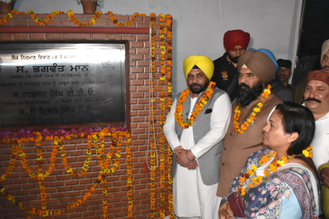 You are currently viewing ਸੂਬੇ ਦੀਆਂ ਸੜਕਾਂ ਦੀ ਕਾਇਆ ਕਲਪ ਕਰਨਾ ਪੰਜਾਬ ਸਰਕਾਰ ਦੀ ਮੁੱਖ ਤਰਜ਼ੀਹ : ਹਰਭਜਨ ਸਿੰਘ ਈ.ਟੀ.ਓ