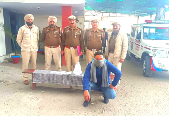 You are currently viewing पठानकोट पुलिस ने गन कल्चर पर कसी नकेल,हवा में गोलियां चलाने के आरोप में एक को किया गिरफ्तार