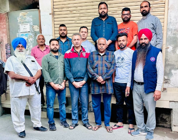 Read more about the article ਗੜ੍ਹਦੀਵਾਲਾ ਚ ਸਮਾਜ ਭਲਾਈ ਕੰਮਾਂ ਲਇ “ਵਿਕਾਸ ਮੰਚ ਸੁਸਾਇਟੀ” ਦਾ ਹੋਇਆ ਗਠਨ