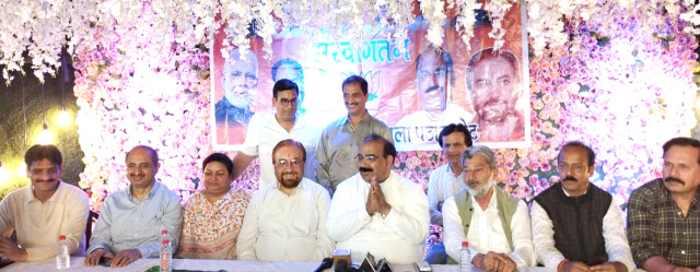 You are currently viewing ਆਪ’ ਸਰਕਾਰ ਨੇ ਇਕ ਸਾਲ ‘ਚ ਲਿਆ 43 ਹਜ਼ਾਰ ਕਰੋੜ ਦਾ ਨਵਾਂ ਕਰਜ਼ਾ,ਇਸ ਰਫਤਾਰ ਨਾਲ ‘ਆਪ’ ਸਰਕਾਰ ਪੰਜ ਸਾਲ ਬਾਅਦ ਪੰਜਾਬ ਨੂੰ 5 ਲੱਖ ਕਰੋੜ ਦੇ ਕਰਜ਼ੇ ‘ਚ ਡੁੱਬੋ ਦੇਵੇਗੀ – ਅਸ਼ਵਨੀ ਸ਼ਰਮਾ