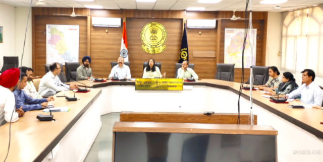 You are currently viewing ਅਜ਼ਾਦੀ ਕਾ ਅੰਮ੍ਰਿਤ ਮਹੋਤਸਵ (ਏ.ਕੇ.ਏ.ਐਮ) ਅਤੇ ਫਲੈਗਸ਼ਿਪ ਸਕੀਮਾਂ ਬਾਰੇ ਚਾਰ ਰੋਜ਼ਾ ਫੋਟੋ ਪ੍ਰਦਰਸ਼ਨੀ 20 ਮਾਰਚ ਤੋਂ