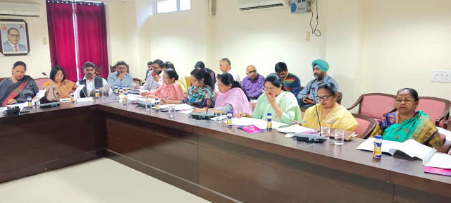 You are currently viewing ਨਗਰ ਨਿਗਮ ਵੱਲੋਂ ਸਾਲ 2023-24 ਲਈ 7501.65 ਲੱਖ ਰੁਪਏ ਦਾ ਬਜਟ ਪਾਸ: ਮੇਅਰ ਸੁਰਿੰਦਰ ਕੁਮਾਰ