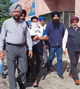 Read more about the article 24,000 रुपए की रिश्वत लेने के दोष अधीन विजीलैंस द्वारा पटवारी काबू