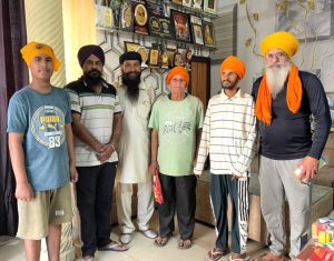 Read more about the article ਬਾਬਾ ਦੀਪ ਸਿੰਘ ਸੇਵਾ ਦਲ ਐਂਡ ਵੈਲਫੇਅਰ ਸੁਸਾਇਟੀ ਗੜਦੀਵਾਲਾ ਨੇ ਇੱਕ ਹੋਰ ਲਾਪਤਾ ਵੀਰ ਨੂੰ ਪਰਿਵਾਰ ਨਾਲ ਮਿਲਾਇਆ