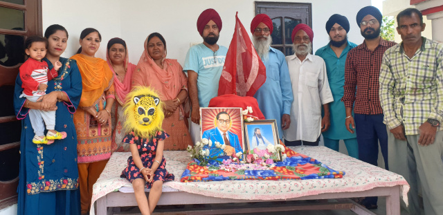 You are currently viewing ਦੇਸ਼ ਦੀ ਏਕਤਾ ਨੂੰ ਇੱਕ ਸੂਤਰ ‘ਚ ਪਰੋਣ ਲਈ ਡਾਕਟਰ ਭੀਮ ਰਾਓ ਅੰਬੇਦਕਰ ਜੀ ਦਾ ਵਿਸ਼ੇਸ਼ ਯੋਗਦਾਨ : ਕੁੱਲ ਹਿੰਦ ਖੇਤ ਮਜਦੂਰ ਯੂਨੀਅਨ