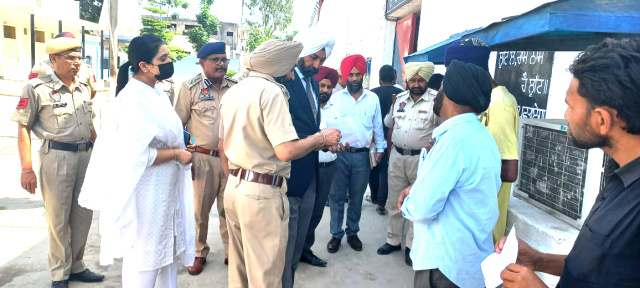 Read more about the article ਜ਼ਿਲ੍ਹਾ ਤੇ ਸੈਸ਼ਨ ਜੱਜ ਵਲੋਂ ਕੇਂਦਰੀ ਜੇਲ੍ਹ ਦਾ ਅਚਨਚੇਤ ਦੌਰਾ