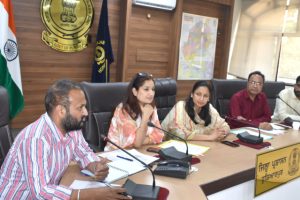 Read more about the article ਡਿਪਟੀ ਕਮਿਸ਼ਨਰ ਵਲੋਂ ਸਨਅਤਾਂ ਵਿੱਚ ਮੈਨਪਾਵਰ ਅਤੇ ਹੁਨਰ ਗੈਪ ਦੀ ਘਾਟ ਨੂੰ ਪੂਰਾ ਕਰਨ ਲਈ ਅਧਿਕਾਰੀਆਂ ਨੂੰ ਦਿਸ਼ਾ-ਨਿਰਦੇਸ਼ ਜਾਰੀ