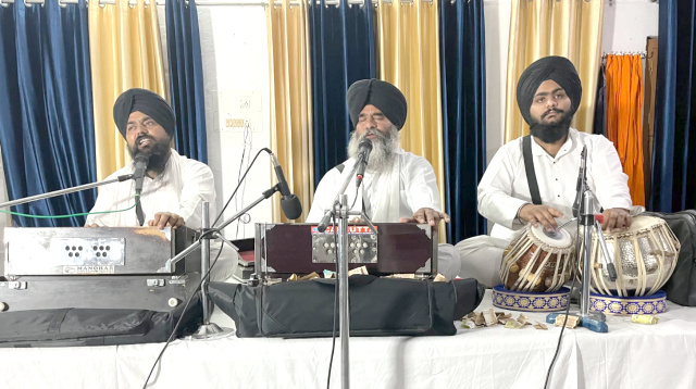 You are currently viewing ਭਗਤ ਧੰਨਾ ਜੀ ਦੇ ਜਨਮ ਦਿਹਾੜਾ ਅਤੇ ਖਾਲਸਾ ਸਾਜਨਾ ਦਿਵਸ ਨੂੰ ਸਮਰਪਿਤ ਪਿੰਡ ਖਾਨਪੁਰ ਵਿਖੇ ਮਹੀਨਾਵਾਰੀ ਗੁਰਮਤਿ ਸਮਾਗਮ ਕਰਵਾਇਆ