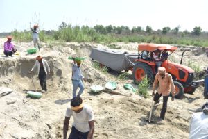 Read more about the article ਸਸਤੇ ਭਾਅ ‘ਤੇ ਰੇਤ ਮਿਲਣ ਨਾਲ ਸੂਬੇ ਵਿੱਚ ਰੇਤ ਮਾਫੀਏ ਦਾ ਹੋਇਆ ਅੰਤ : ਕੈਬਨਿਟ ਮੰਤਰੀ ਜਿੰਪਾ