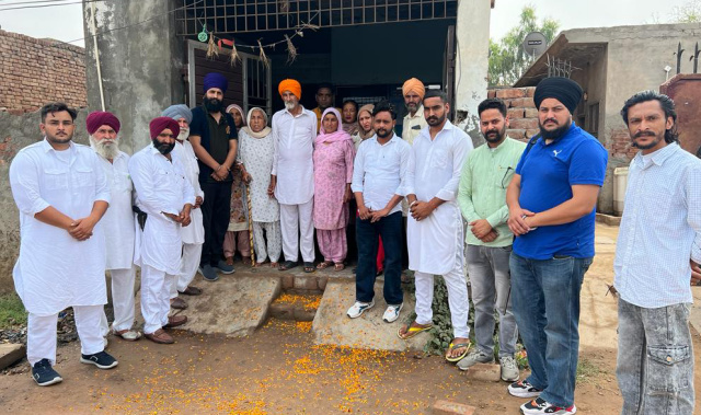 You are currently viewing ਬਾਬਾ ਦੀਪ ਸਿੰਘ ਸੇਵਾ ਦਲ ਐਂਡ ਵੈਲਫੇਅਰ ਸੁਸਾਇਟੀ ਗੜ੍ਹਦੀਵਾਲਾ ਨੇ ਇੱਕ ਹੋਰ ਲਾਪਤਾ ਵੀਰ ਨੂੰ ਪਰਿਵਾਰ ਨਾਲ ਮਿਲਾਇਆ