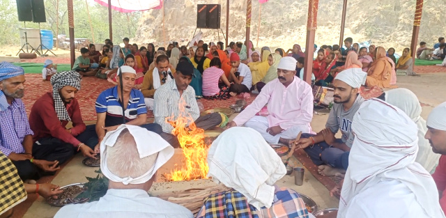 You are currently viewing ਮਾਤਾ ਪੰਜਜੀਰੀ ਮੰਦਿਰ ਪਿੰਡ ਕੋਈ ਵਿਖੇ ਸਲਾਨਾ ਭੰਡਾਰਾ ਸ਼ਰਧਾਪੂਰਵਕ ਕਰਵਾਇਆ