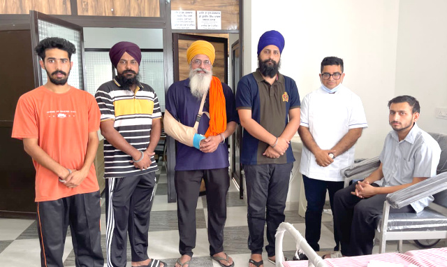 You are currently viewing ਦੰਦਾਂ ਦੀਆਂ ਬੀਮਾਰੀਆਂ ਸਬੰਧਤ ਮਰੀਜ ਮਹੀਨੇ ਦੇ ਤੀਜੇ ਐਤਵਾਰ ਚੈਰੀਟੇਬਲ ਹਸਪਤਾਲ ਬਾਹਗਾ ਵਿਖੇ ਕਰਵਾ ਸਕਦੇ ਹਨ ਫ੍ਰੀ ਚੈਕਅੱਪ