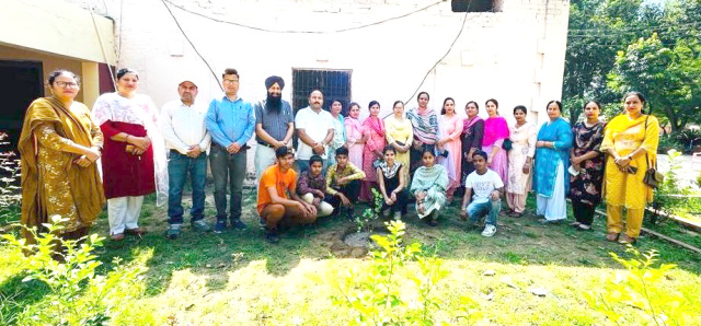 You are currently viewing 41 ਸੰਸਥਾਵਾਂ ਦੇ 1800 ਤੋਂ ਵੱਧ ਵਾਲੰਟੀਅਰਾਂ ਨੇ 11 ਹਜ਼ਾਰ ਤੋਂ ਵੱਧ ਬੂਟੇ ਲਗਾਏ