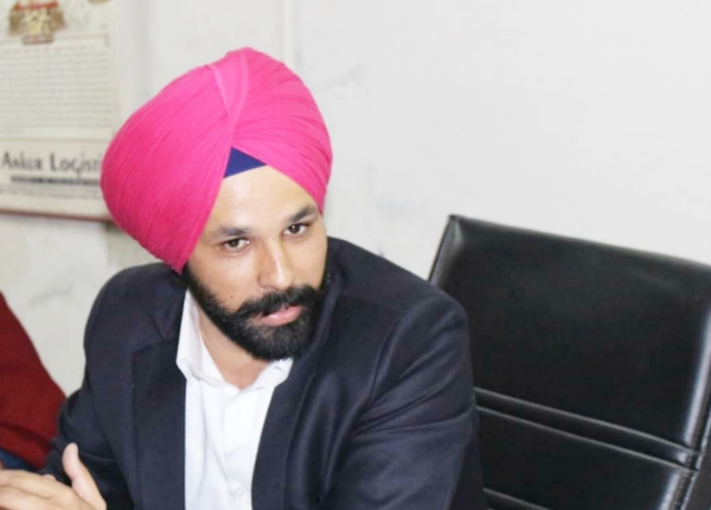 Read more about the article ਮੇਰਾ ਘਰ ਮੇਰੇ ਨਾਂ’ ਤਹਿਤ ਡਰੋਨ ਸਰਵੇ ਦਾ ਉਦਘਾਟਨ ਵਿਧਾਇਕ ਜਸਵੀਰ ਰਾਜਾ ਗਿੱਲ ਕਰਣਗੇ : LOVEDEEP SINGH DHOOT