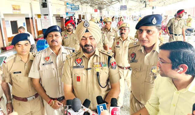 Read more about the article पुलिस ने चलाया “विजिल-2” ऑपरेशन: आपराधिक गतिविधियों पर नकेल