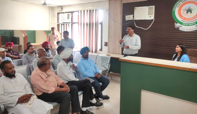 Read more about the article ਅਮਰਨਾਥ ਯਾਤਰਾ 2023 : ਸ਼ਰਧਾਲੂਆਂ ਲਈ ਨਿਰਵਿਘਨ ਅਤੇ ਸੁਰੱਖਿਅਤ ਯਾਤਰਾ ਨੂੰ ਯਕੀਨੀ ਬਣਾਉਣ ਲਈ ਪੰਜਾਬ ਪੁਲਿਸ ਨੇ ਕੀਤੇ ਸੁਰੱਖਿਆ ਦੇ ਪੁਖਤਾ ਪ੍ਰਬੰਧ