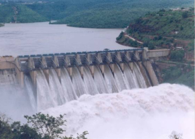 You are currently viewing SDM ਦਸੂਹਾ ਓਜਸਵੀ ਆਈ ਏ ਐਸ ਵੱਲੋਂ ਪੋਂਗ ਡੈਮ ਦੇ ਫਲੱਡ ਗੇਟ ਖੋਲਣ ਸਬੰਧੀ ਸੂਚਨਾ