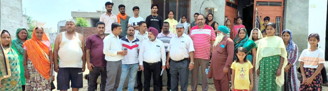 You are currently viewing ਬੀ.ਡੀ.ਪੀ.ਓ.ਰਾਮਪਾਲ ਸਿੰਘ ਰਾਣਾ ਨੇ ਨੰਗਲ ਕਲੋਨੀ ਦੇ ਅਧੂਰੇ ਵਿਕਾਸ ਕਾਰਜਾਂ ਦਾ ਲਿਆ ਜਾਇਜਾ