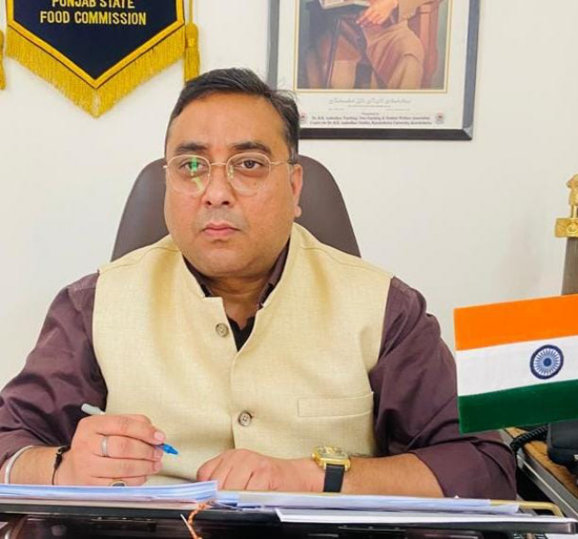 You are currently viewing पंजाब राज्य खाद्य आयोग ने जिला प्रशासन पठानकोट से बाढ़ प्रभावित क्षेत्रों में स्थित स्कूलों और आंगनवाड़ी केंद्रों की मांगी सूची