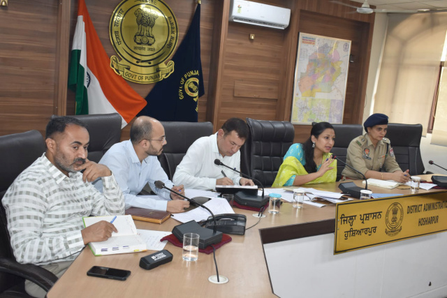 You are currently viewing ਮਾਤਾ ਚਿੰਤਪੁਰਨੀ ਮੇਲਾ : ਲੰਗਰ ਦੌਰਾਨ ਨਹੀਂ ਹੋਵੇਗੀ ਡੀ. ਜੇ ਅਤੇ ਸਿੰਗਲ ਯੂਜ਼ ਪਲਾਸਟਿਕ ਦੀ ਵਰਤੋਂ