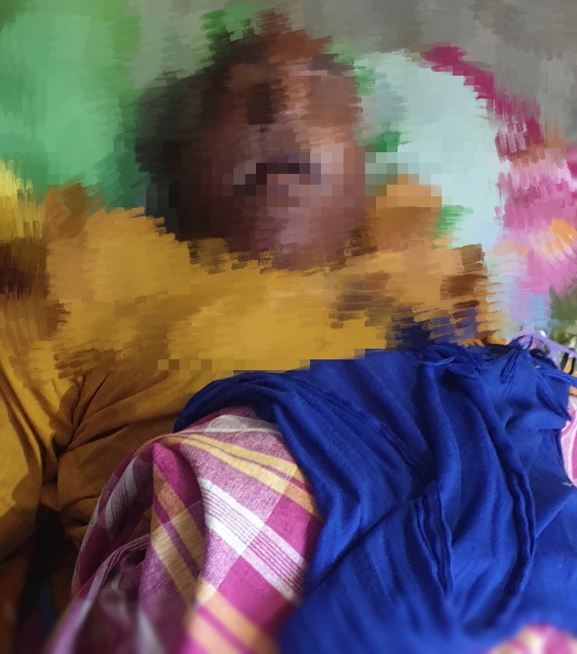 You are currently viewing CAREFULL..ਅਵਾਰਾ ਸਾਨ ਨੇ ਬਜੁਰਗ ਨੂੰ ਪਟਕ ਕੇ ਸੜਕ ਤੇ ਮਾਰਿਆ, ਬਜੁਰਗ ਦੀ…