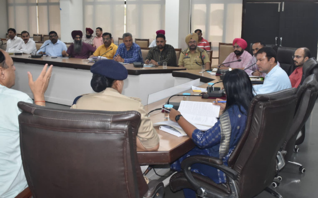 You are currently viewing ਮਾਤਾ ਚਿੰਤਪੁਰਨੀ ਮੇਲੇ ਦੌਰਾਨ ਯਾਤਰਾ ਲਈ ਭਾਰ ਢੋਹਣ ਵਾਲੇ ਵਾਹਨਾਂ ਦੀ ਵਰਤੋਂ ਨਾ ਕਰਨ ਸ਼ਰਧਾਲੂ : ਰਾਹੁਲ ਚਾਬਾ