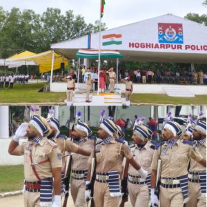 Read more about the article ਜ਼ਿਲ੍ਹਾ ਪੱਧਰੀ ਸੁਤੰਤਰਤਾ ਦਿਵਸ ਸਮਾਗਮ ਦੀ ਪੁਲਿਸ ਲਾਈਨ ਗਰਾਊਂਡ ’ਚ ਹੋਈ ਫੁੱਲ ਡਰੈਸ ਰਿਹਰਸਲ