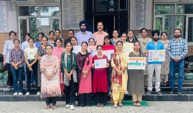 Read more about the article ਆਜ਼ਾਦੀ ਦਿਹਾੜੇ ਨੂੰ ਸਮਰਪਿਤ ਵੱਖ-ਵੱਖ ਮੁਕਾਬਲੇ ਕਰਵਾਏ