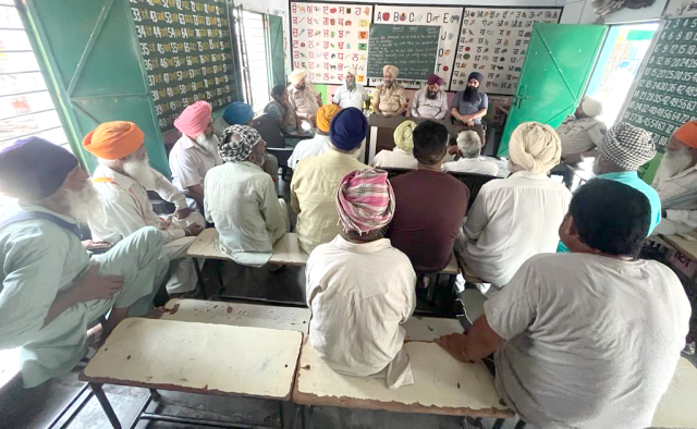 Read more about the article ਪੁਲਿਸ ਵਲੋਂ ਵੱਖ-ਵੱਖ ਪਿੰਡਾਂ ਵਿਚ ਪੁਲਿਸ ਪਬਲਿਕ ਮੀਟਿੰਗਾਂ ਦਾ ਆਯੋਜਨ