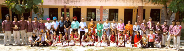 You are currently viewing *ਜ਼ੋਨਲ ਖੇਡਾਂ ਵਿੱਚ ਸਰਕਾਰੀ ਸੀਨੀਅਰ ਸੈਕੰਡਰੀ ਸਕੂਲ ਮਨਹੋਤਾ ਨੇ ਮਾਰੀਆਂ ਮੱਲਾਂ*