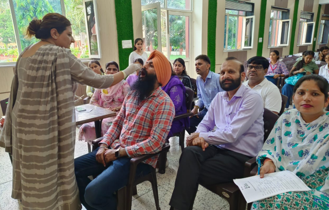 You are currently viewing ਐਸ ਪੀ ਐਨ ਕਾਲਜ ਮੁਕੇਰੀਆਂ ਵਿਖੇ ਲੱਗਾ ਸਟੈਮ ਸੈੱਲ ਰਜਿਸਟ੍ਰੇਸ਼ਨ ਕੈਂਪ