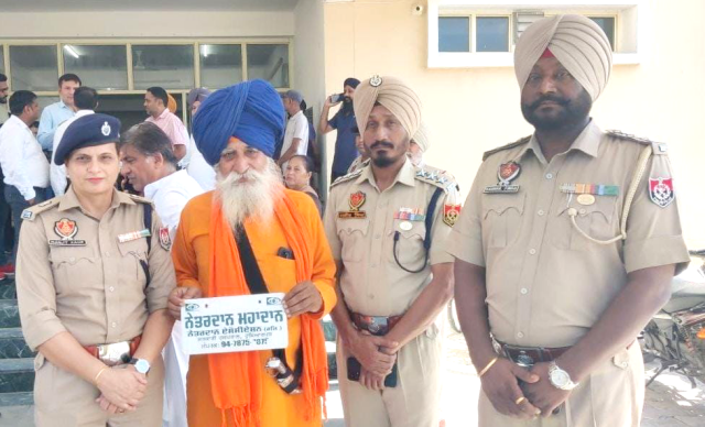 You are currently viewing ਮਿਸ਼ਨ ਤੰਦਰੁਸਤ ਪੰਜਾਬ ਨੂੰ ਸਫਲ ਬਣਾਉਣ ਲਈ ਅੱਖਾਂ ਤੇ ਅੰਗਦਾਨ ਕੈਂਪ ਲਗਾਏ ਜਾਣ : SP ਮਨਜੀਤ ਕੌਰ/ ਬਰਿੰਦਰ ਸਿੰਘ ਮਸੀਤੀ