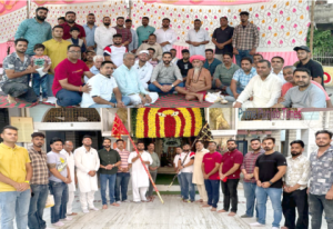 Read more about the article श्री राम लीला उत्सव सबंधी श्री सुंदरकाण्ड जी के पाठ का भोग व झंडे की रस्म श्रद्धापूर्वक अदा की गई