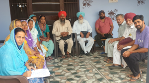 Read more about the article ਕੁੱਲ ਹਿੰਦ ਖੇਤ ਮਜ਼ਦੂਰ ਯੂਨੀਅਨ ਵੱਲੋਂ ਘਰ ਘਰ ਮੈਂਬਰਸ਼ਿਪ ਤਹਿਤ ਅੱਜ ਪਿੰਡ ਕੋਟਲੀ ਵਿਖੇ ਹੋਈ ਨੁੱਕੜ ਮੀਟਿੰਗ