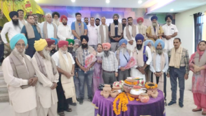 Read more about the article ਸੁਤੰਤਰਤਾ ਸੰਗਰਾਮੀਆਂ ਦੀ ਯਾਦ ‘ਚ ਸਰਕਾਰ ਵਲੋਂ ਚਲਾਈ ਗਈ ਯੋਜਨਾ ਮੇਰੀ ਮਿੱਟੀ ਮੇਰਾ ਦੇਸ਼ ਤਹਿਤ ਬਲਾਕ ਪੱਧਰੀ ਸਮਾਗਮ ਕਰਵਾਇਆ