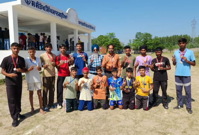 You are currently viewing ਸਰਕਾਰੀ ਸੀਨੀਅਰ ਸੈਕੰਡਰੀ ਸਕੂਲ ਡੱਫਰ ਦਾ ਜੋਨ ਅਥਲੈਟਿਕਸ ‘ਚ ਸ਼ਾਨਦਾਰ ਪ੍ਰਦਰਸ਼ਨ