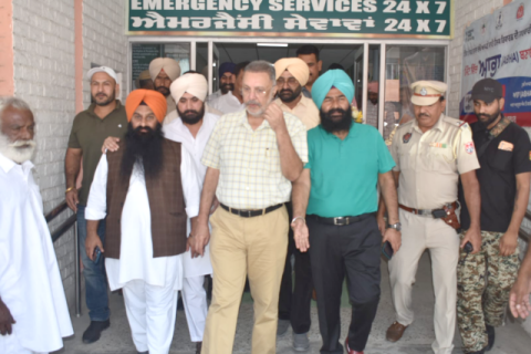 Read more about the article ਸਰਕਾਰੀ ਹਸਪਤਾਲਾਂ ਦੇ ਕਾਇਆ ਕਲਪ ਅਤੇ ਐਮਰਜੈਂਸੀ ਸੇਵਾਵਾਂ ਦੀ ਮਜ਼ਬੂਤੀ ਲਈ ਵਿਆਪਕ ਯੋਜਨਾ ਤਿਆਰ – ਡਾ.ਬਲਬੀਰ ਸਿੰਘ