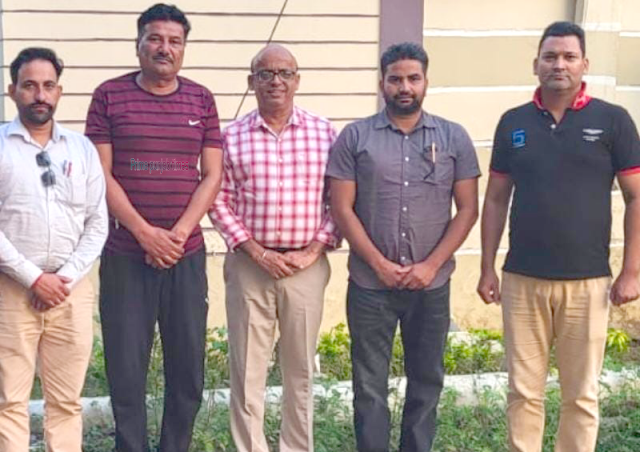 You are currently viewing *25 ਅਕਤੂਬਰ ਨੂੰ ਸਾਂਝਾ ਅਧਿਆਪਕ ਮੋਰਚਾ ਪੰਜਾਬ ਵੱਲੋਂ ਹੁਸ਼ਿਆਰਪੁਰ ਵਿਖੇ ਕੀਤਾ ਜਾਵੇਗਾ ਅਰਥੀ ਫੂਕ ਮੁਜਾਹਰਾ : ਪ੍ਰਿੰਸੀਪਲ ਅਮਨਦੀਪ ਸ਼ਰਮਾ,ਪ੍ਰਿੰਸ ਗੜ੍ਹਦੀਵਾਲਾ*