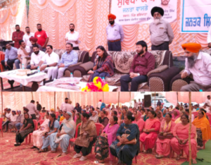 Read more about the article ਜਨਤਕ ਸ਼ਿਕਾਇਤ ਨਿਵਾਰਨ ਕੈਂਪ ਦੌਰਾਨ ਵਿਧਾਇਕ ਡਾ: ਰਵਜੋਤ ਅਤੇ ਡਿਪਟੀ ਕਮਿਸ਼ਨਰ ਨੇ ਲੋਕਾਂ ਦੀਆਂ ਸ਼ਿਕਾਇਤਾਂ ਸੁਣੀਆਂ