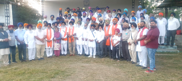 You are currently viewing ਸਿੱਖ ਗੁਰਦੁਆਰਾ ਪ੍ਰਬੰਧਕ ਕਮੇਟੀ ਦੇ ਇਲੈਕਸ਼ਨਾਂ ਸਬੰਧੀ ਖਾਲਸਾ ਕਾਲਜ ਗੜ੍ਹਦੀਵਾਲਾ ਵਿਖੇ ਹੋਈ ਮੀਟਿੰਗ 