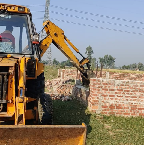 Read more about the article ਮੁਕੇਰੀਆਂ ਦੇ ਪਿੰਡ ਖਿਂਚੀਆਂ ਦੀ ਅਣ-ਅਧਿਕਾਰਤ ਕਲੋਨੀ ਢਾਹੀ